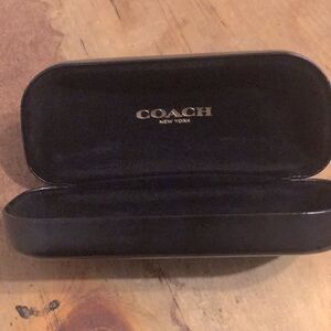 Kids coach sunglasses/glasses case